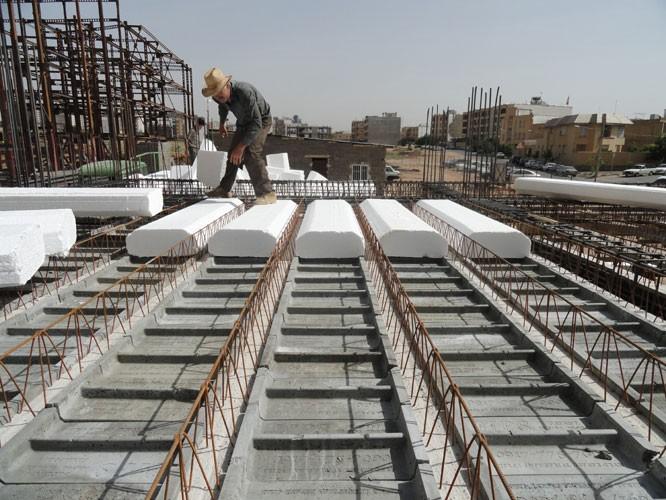 اجرای فوم سقفی بین تیرچه های سقف